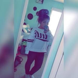 Meet your Posher, Cierra