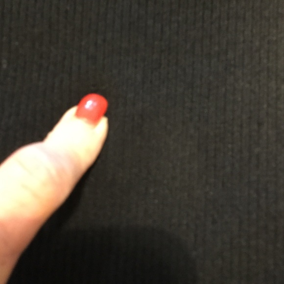 Beautiful Spring Sweater - Picture 4 of 4