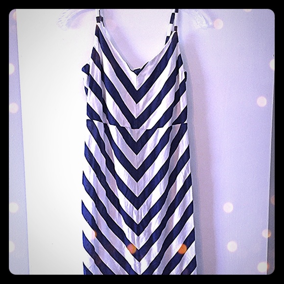 Blue and white chevron dress. Perfect condition!