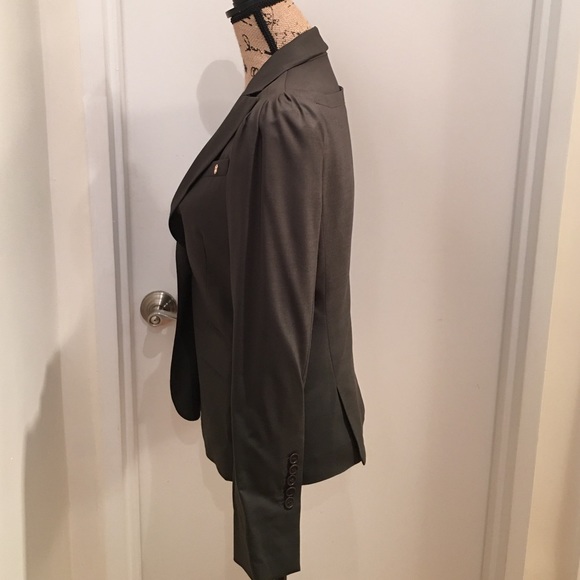 🚫SOLD🚫 BCBG - Work Suit - Picture 2 of 4