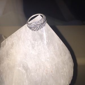 Feather pandora ring