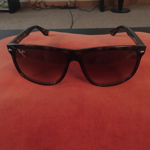 RayBan 4147 - Tortoise / Brown Gradient Lens