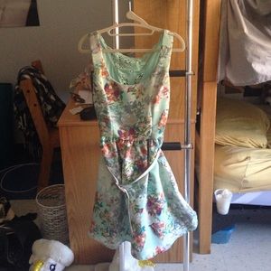 TeezeMe Mint floral spring dress