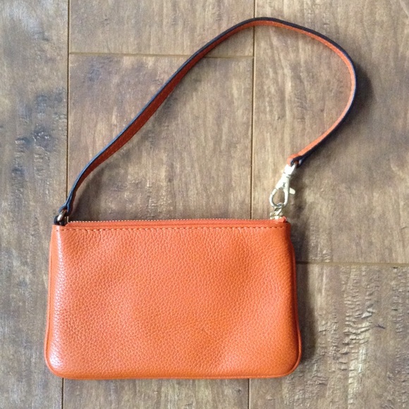 Michael Kors Fulton Leather Wristlet - Picture 2 of 4