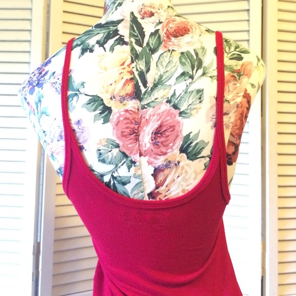 Red little dress👌🏽 - Picture 3 of 3