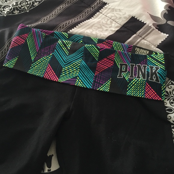 ❌sold❌Bnwt VS Pink fold over Leggings