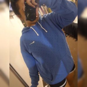 ❗️FINAL PRICE DROP❗️Blue Nike sweatshirt.