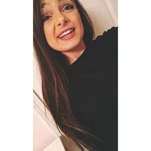 Meet your Posher, Dariann