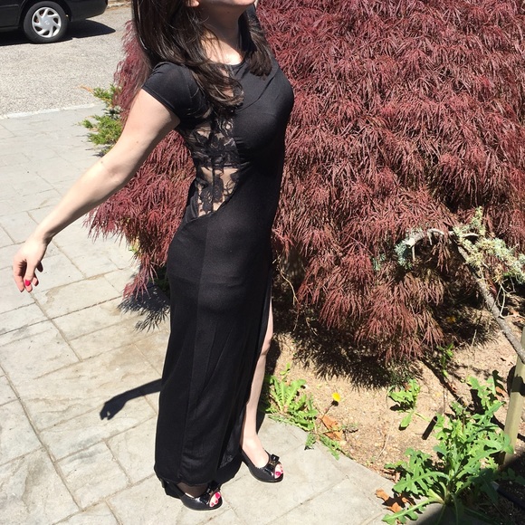 1/2 PRICE!💖 Sexy Black Lacey Dress