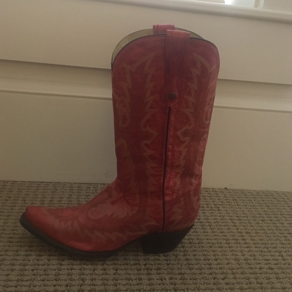 size 8.5 red corral cowgirl boots