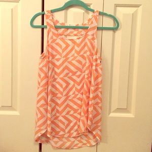 Coral and White Patterned Tank. Key hole back.