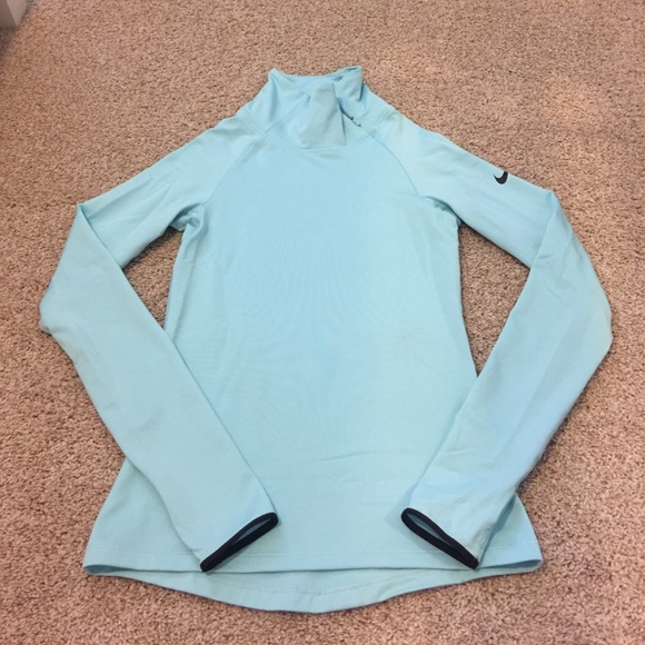 Nike dri fit warm long sleeve fitness shirt