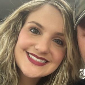 Meet your Posher, Kara