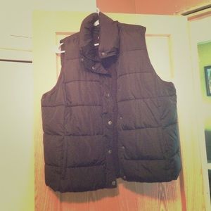 Black puffy vest