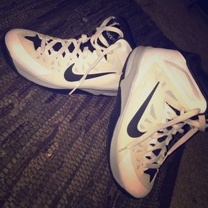 Nike women's hyperdunks
