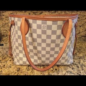 Louis Vuitton never full PM reserved
