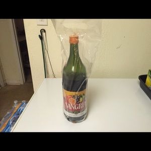 Meet your Posher, Carmela