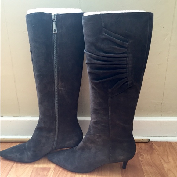 Talbots grey suede boots size 7