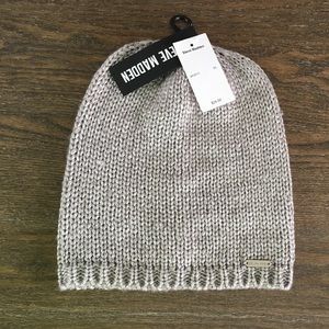 NWT Steve Madden Silver Beanie