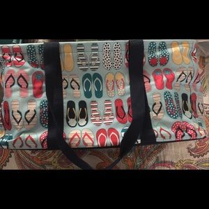 Thirty One Deluxe Utility Tote