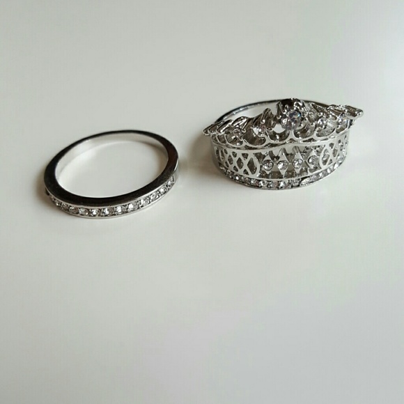 Ring Set Royal Crown multiple Bands Crystal Studded accent silver - Picture 2 of 4