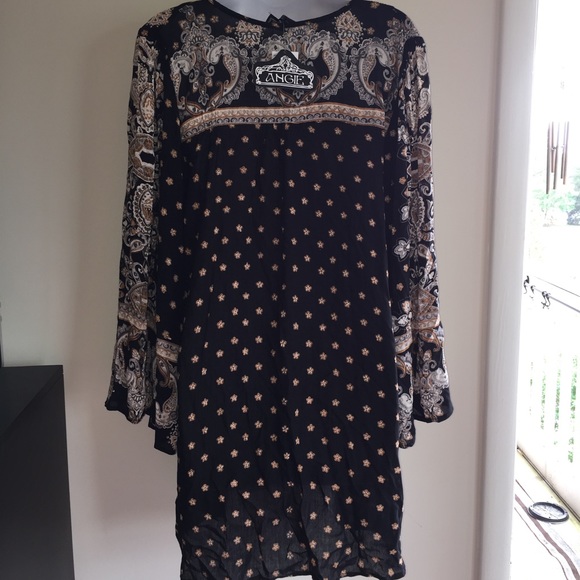 NWT flair sleeve mini dress. Just darling. - Picture 4 of 4