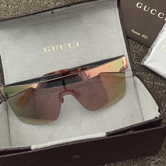 Gucci sunglasses