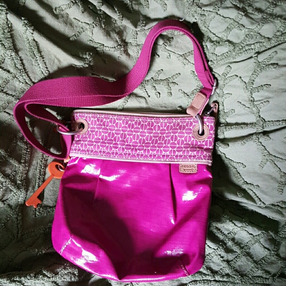 Fossil Key.Per crossbody