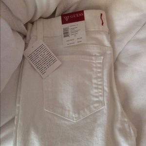 Guess white jeans NEW