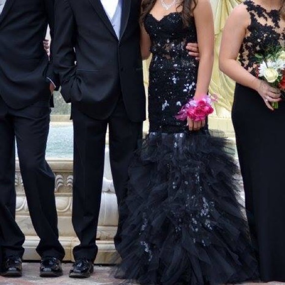 Black lace jovani dress - Picture 4 of 4