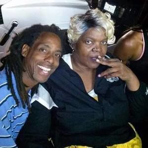 Meet your Posher, Earnestine