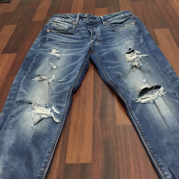 Distressed Boyfriend crop jeans