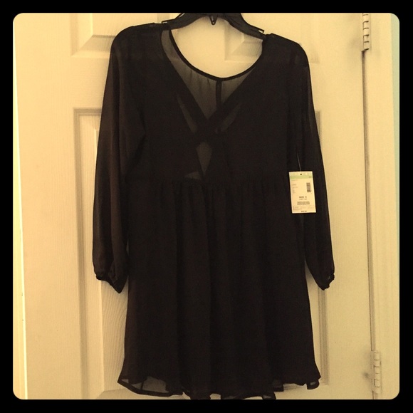 Bongo Juniors black sheer caged Tunic (small)