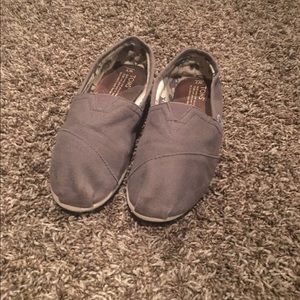 Toms shoes