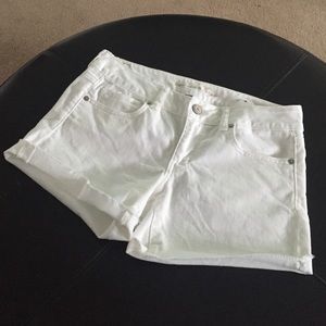American Eagle Stretch shorts