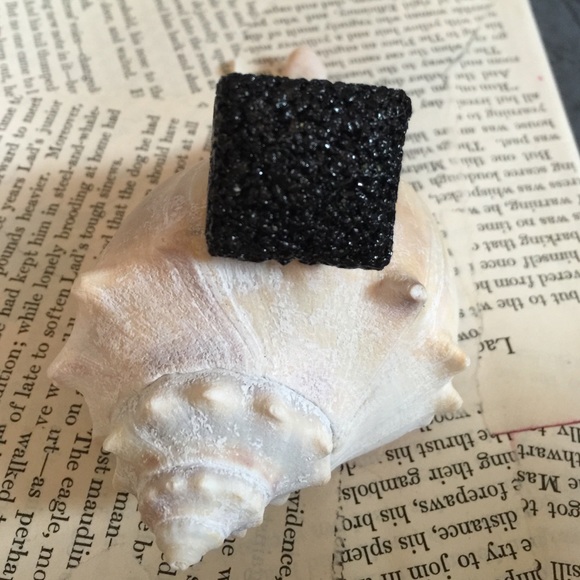 🎉HOST PICK🎉 Crushed Obsidian Statement Ring - Picture 2 of 4