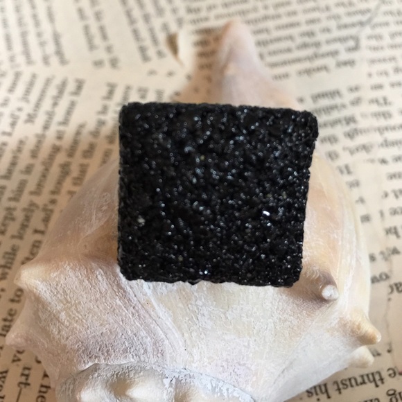 🎉HOST PICK🎉 Crushed Obsidian Statement Ring - Picture 3 of 4