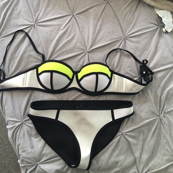 Triangl Medium Color Block Top and Bottom Bikini