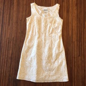 SALE 🎉 Embroidered Nygard Dress⭐️✨