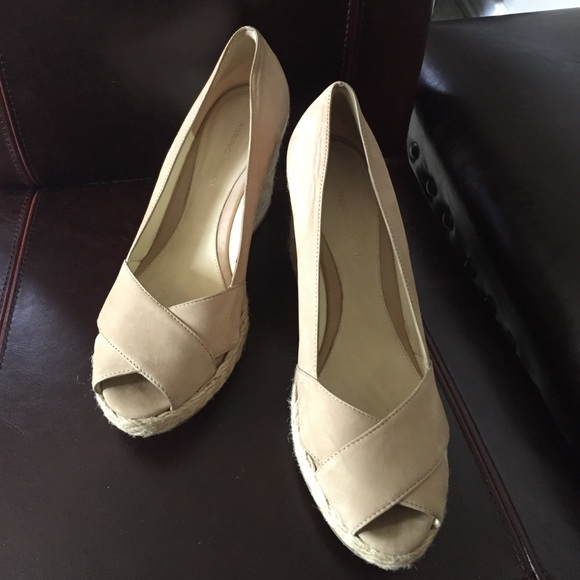 Antonio Melani cream wedges