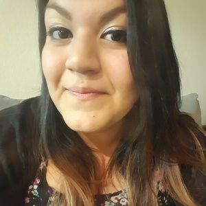 Meet your Posher, Krystal
