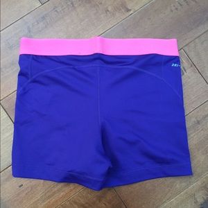 Nike Pro shorts large