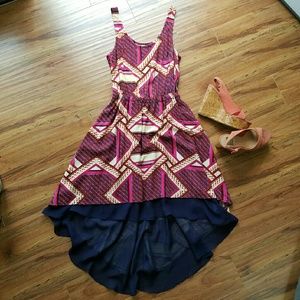 EUC Hi lo patterned dual layered maxi dress