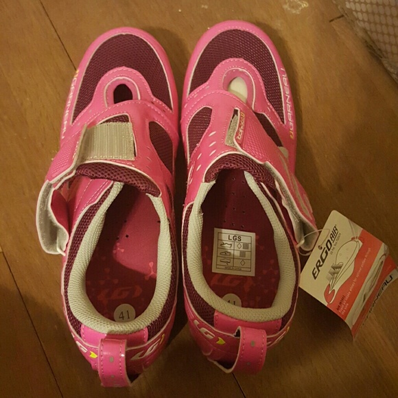 Spin/Cycle Shoes - Picture 2 of 2