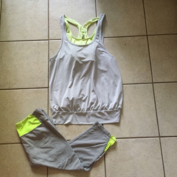 GAP Tops - SOLD