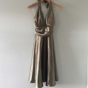 Satiny, glamour Old Hollywood-style halter dress