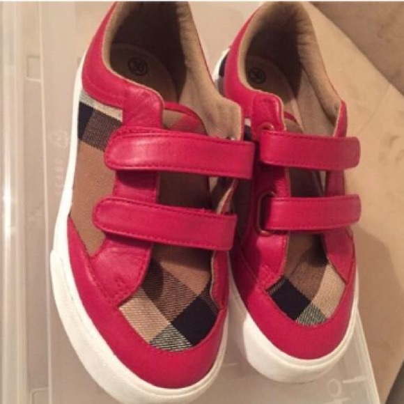 Boys Burberry sneakers