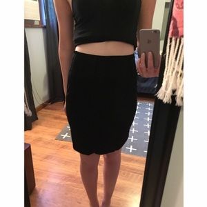 High-Waisted black pencil skirt