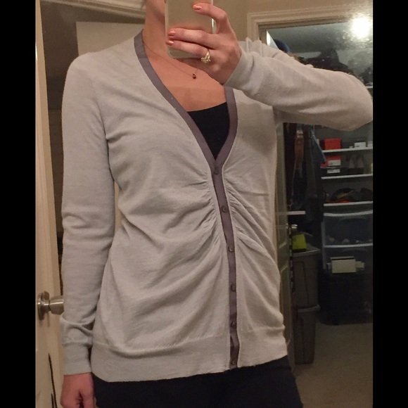 Lightweight wool sweater - Picture 1 of 4