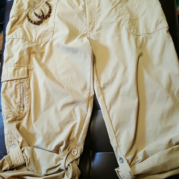 Khaki cargo Capris - Picture 2 of 2